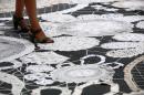 Les Pieds sur la Nappe 17 * 4368 x 2912 * (5.11MB)